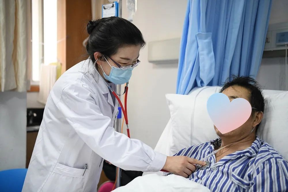 内科胸腔镜检查揪出胸闷咳嗽元凶