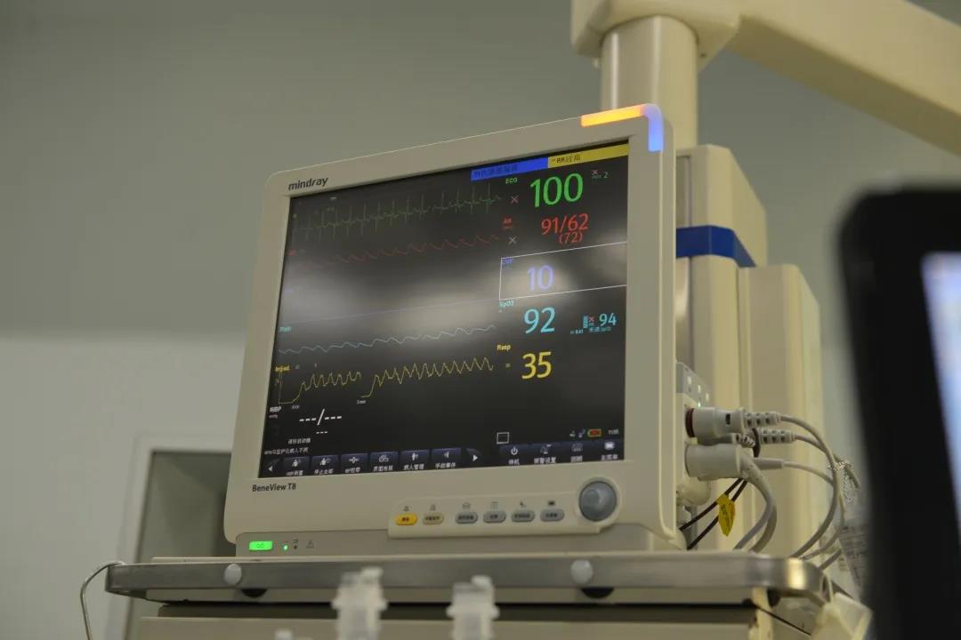 25天,省内最小先心宝宝植入永久性心脏起搏器